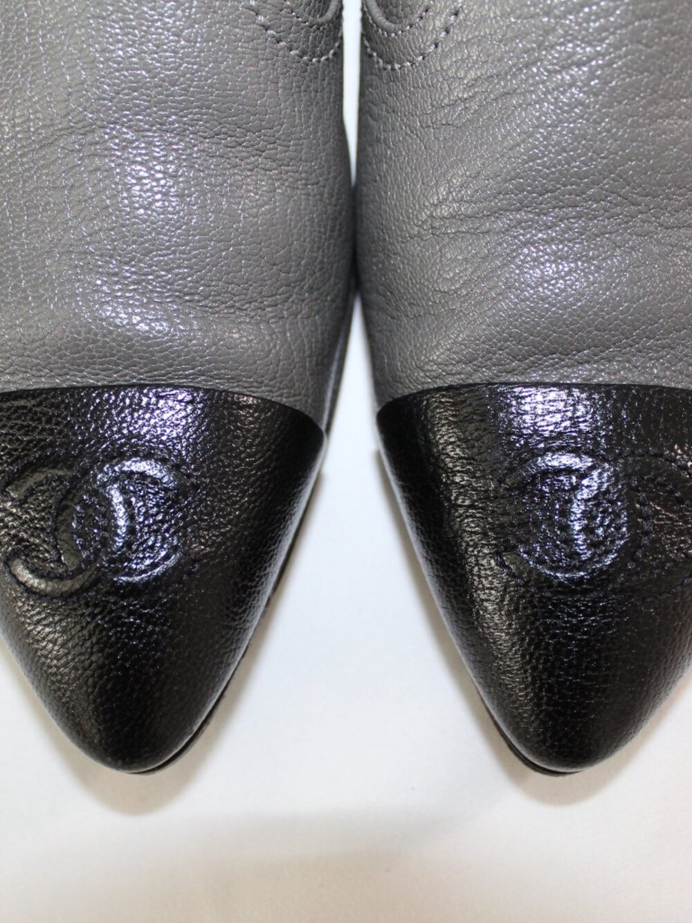 Chanel CC Cap Toe Gray Black Short Booties Loafers Side Zip Leather 38 - Picture 5 of 7